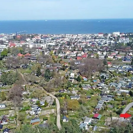 Kaiserbad-ahlbeck-rustikales-holzhaus-strandbude *